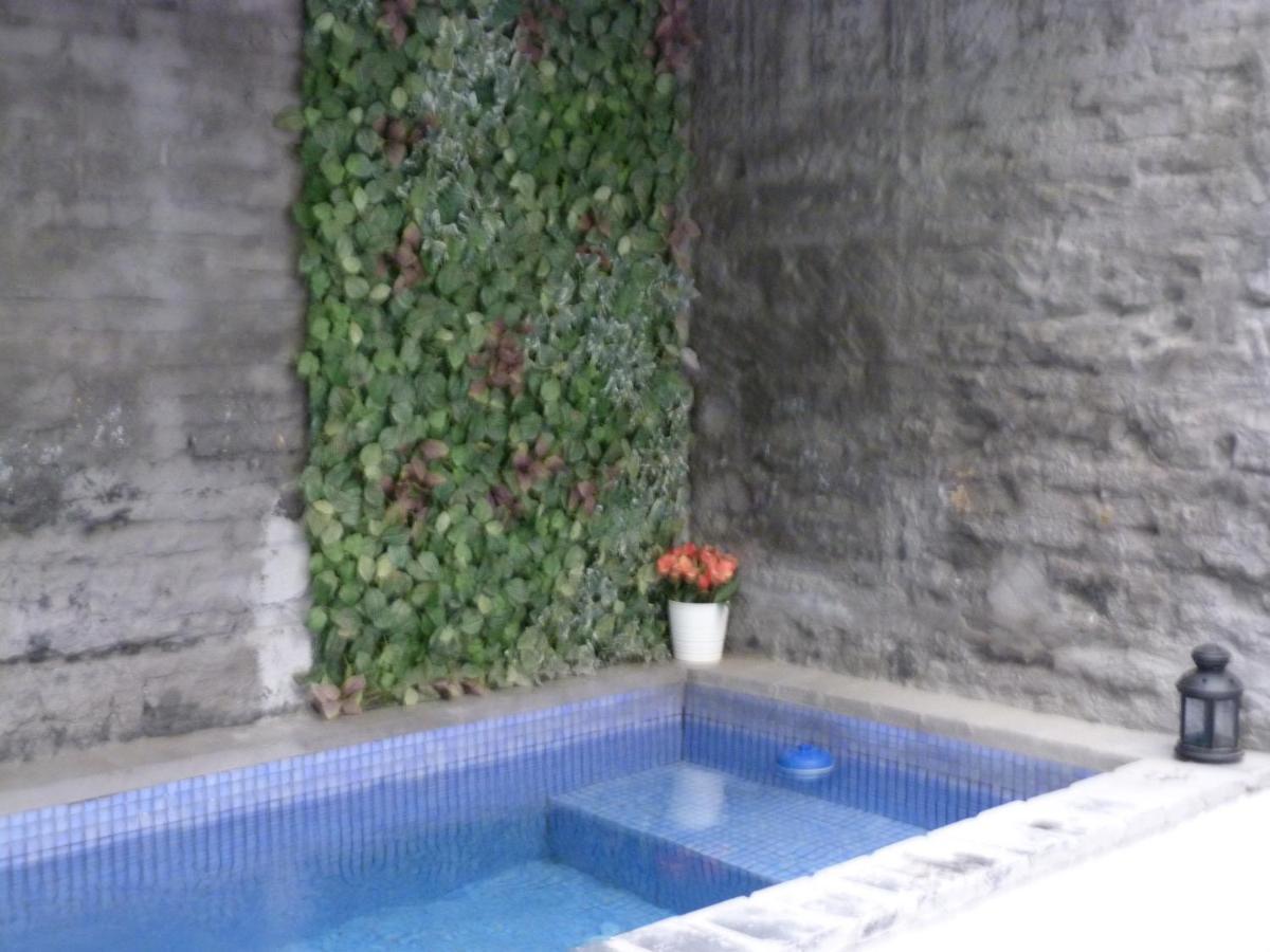 Pequeno Alojamiento Con Mini Piscina - No Climatizada Valencie Exteriér fotografie